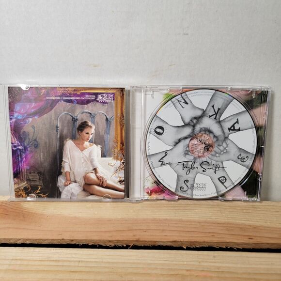 CD Taylor Swift: Speak Now - Picture 2 of 4